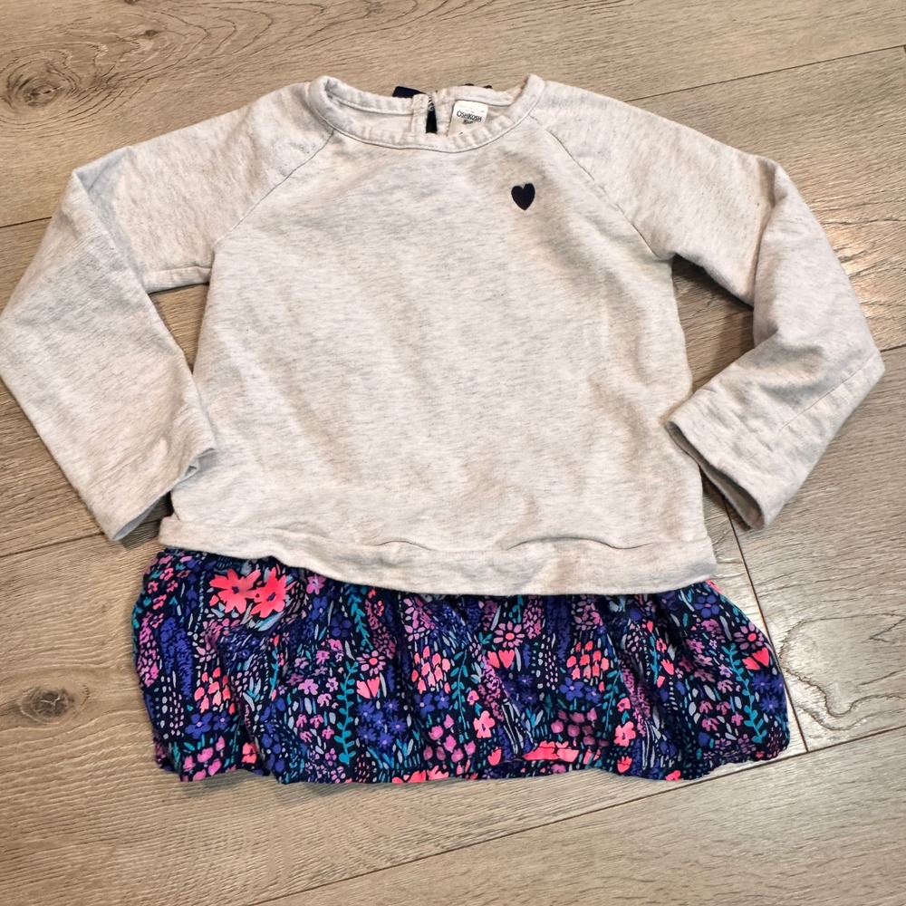 OshKosh B'gosh Girls Gray Sweatshirt Top with Floral Hem Size 4/5‎ Xsmall